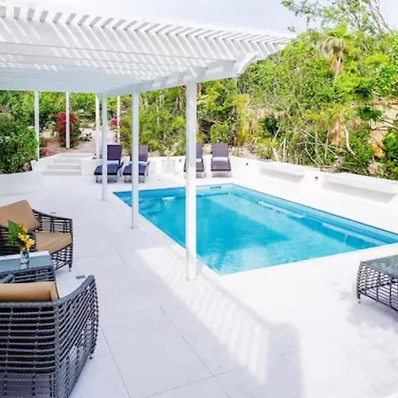 Villa Esencia Premiere